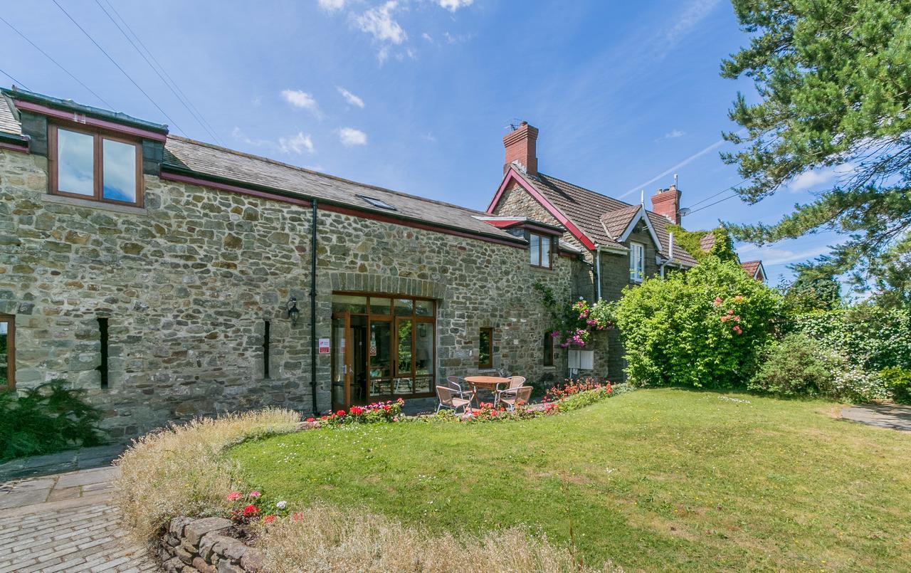 The Barn B&B Port Talbot Exterior photo